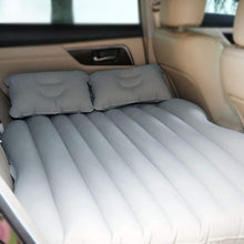 Load image into Gallery viewer, Colchón Inflable Coche SUV Multifuncional Plegable Cama Inflable para Asiento Trasero de Coche con Bomba de Aire Eléctrica + 2 Almohadas Sofá Hinchable con Inflador de Auto