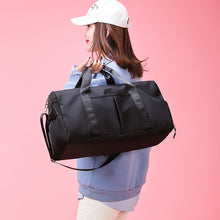 Load image into Gallery viewer, Sac de Sport Homme/Femme Léger Sac de Voyage avec Compartiment Chaussures Sport Gym Fitness pour Voyage, Weekend, Musculation, Outdoor, Workout
